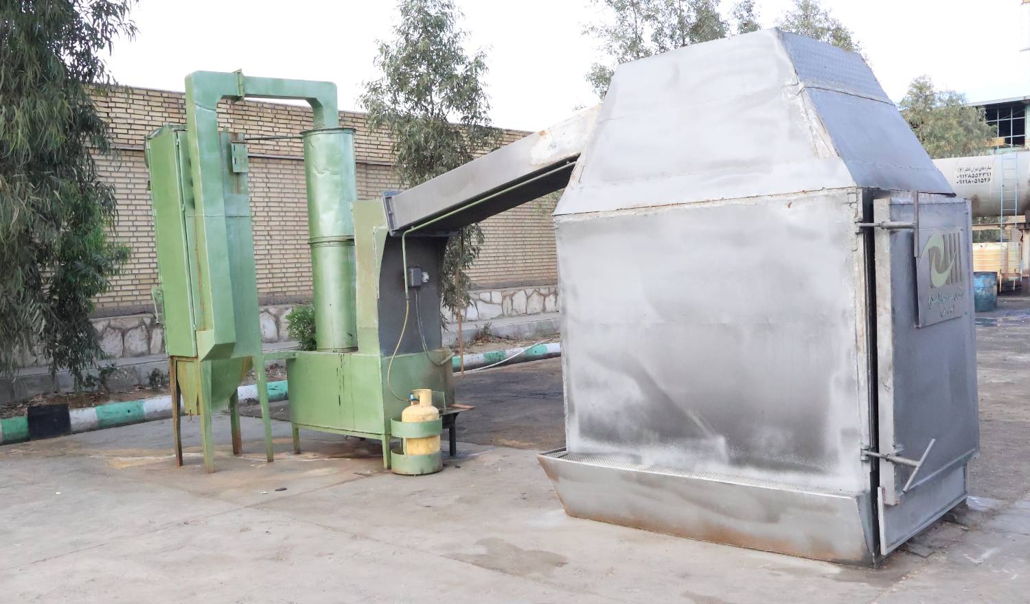 افتتاح دستگاه نخاله سوز پیشرفته در شرکت نوآوران سبز احیاء